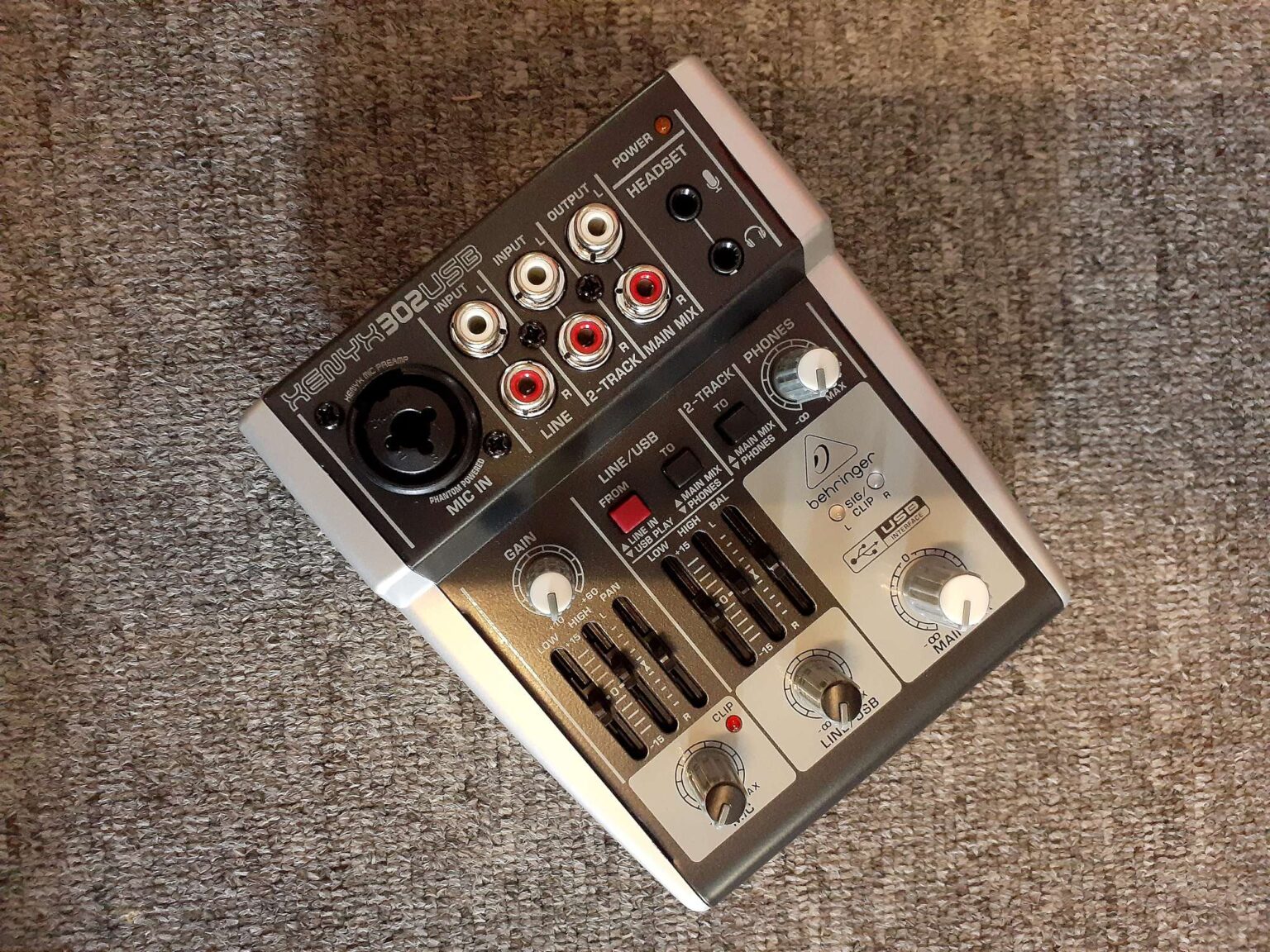 Xenyx 302 USB Mixer Behringer Music City Cairns